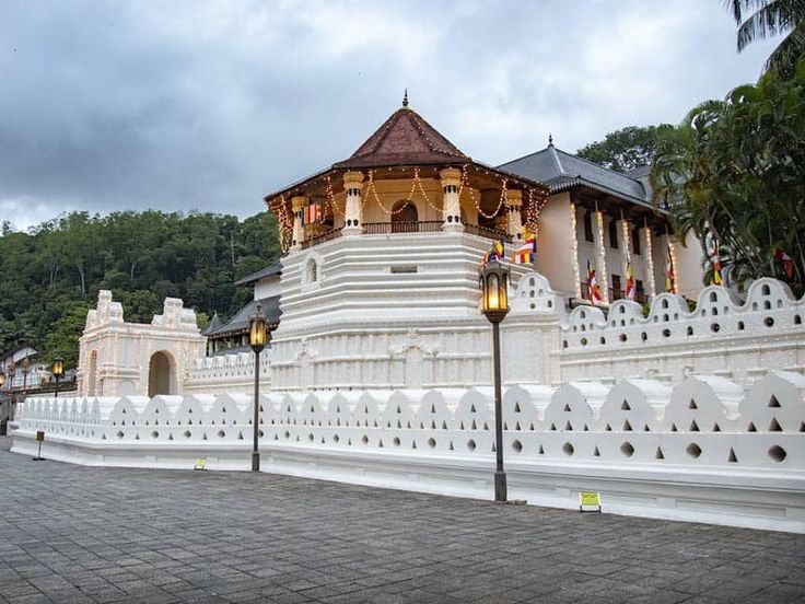 Temple of the Tooth Relic