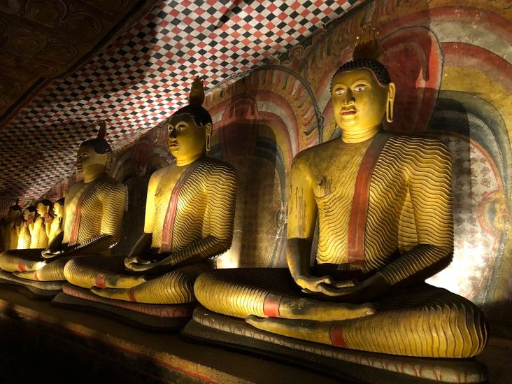 Dambulla Cave Temple